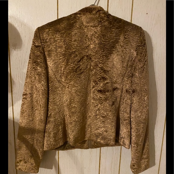 COPY - AUNTHETICS Oscar De La Renta Faux Fur Jacket - Picture 2 of 3